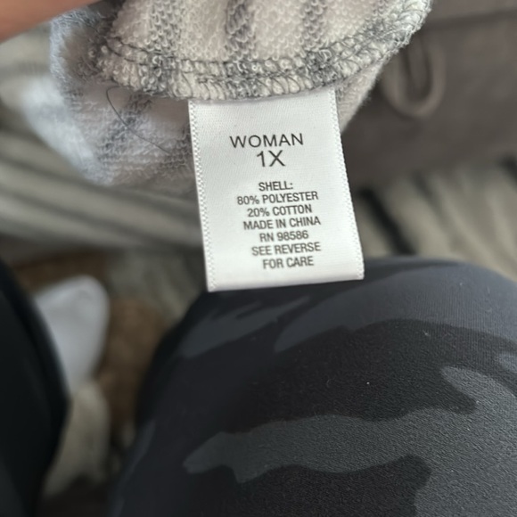 Sunday stripe bell sleeve Sweatshirt - Picture 5 of 5